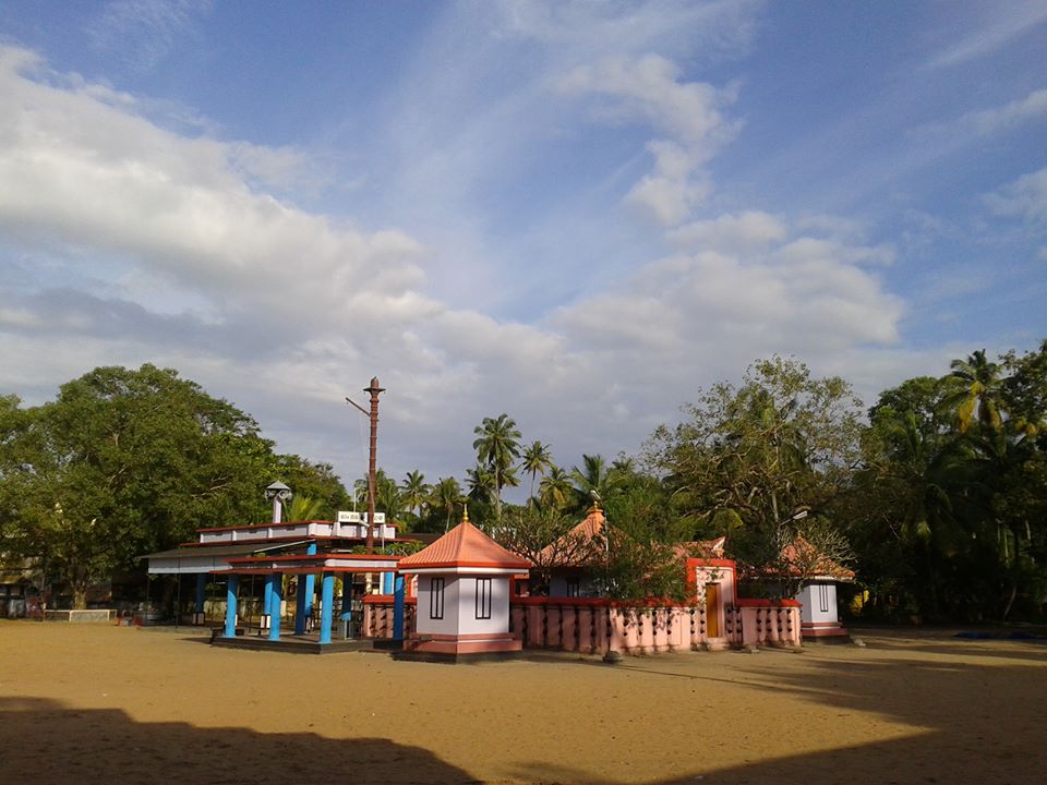 Idackadu Njaneswara Siva Temple Alappuzha