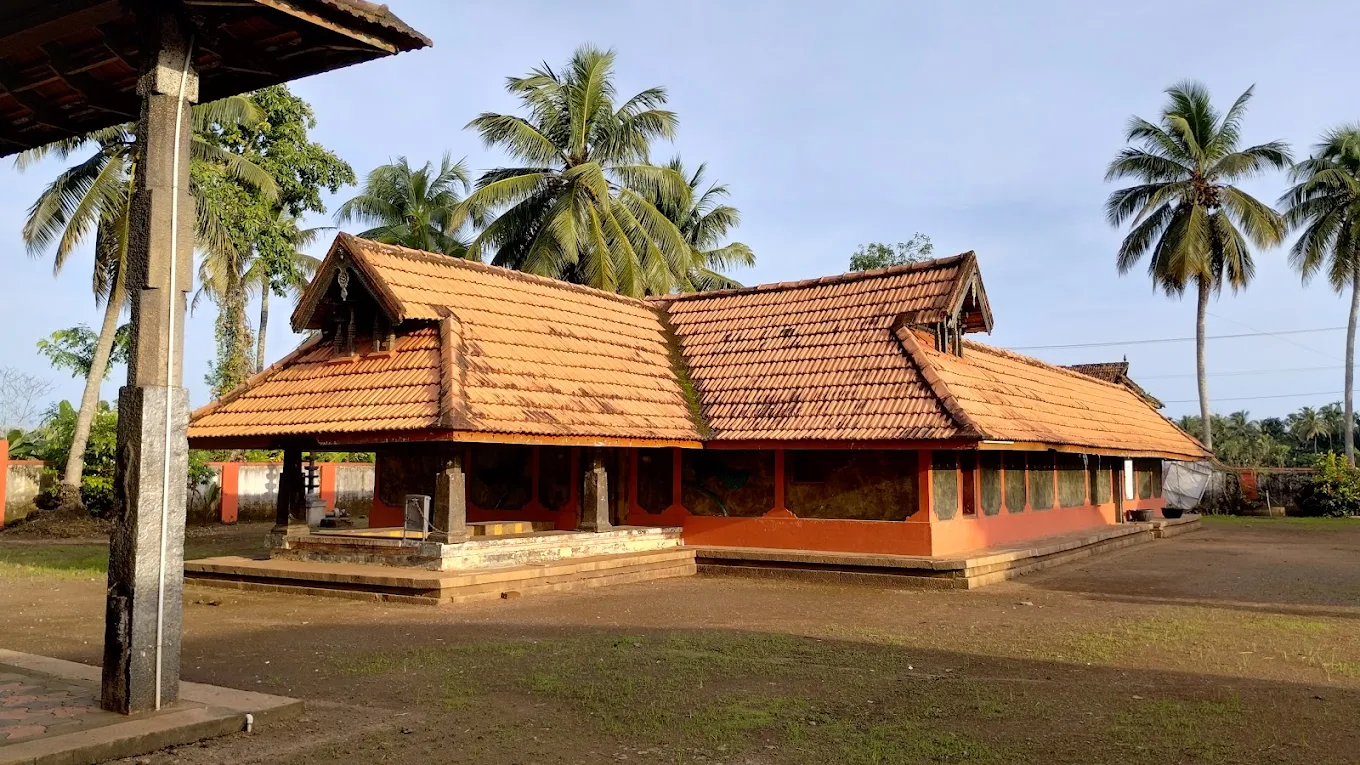 Kochu Kodungalloor Kavu Devi Temple Alappuzha