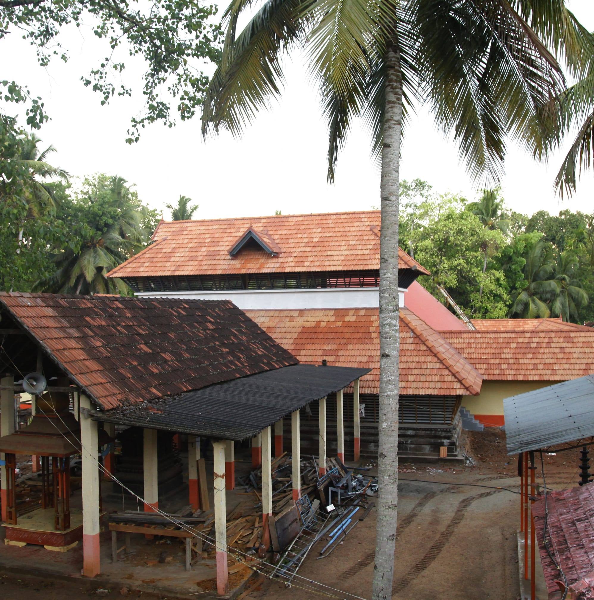 Thrippavoor Mahavishnu  temple Alappuzha