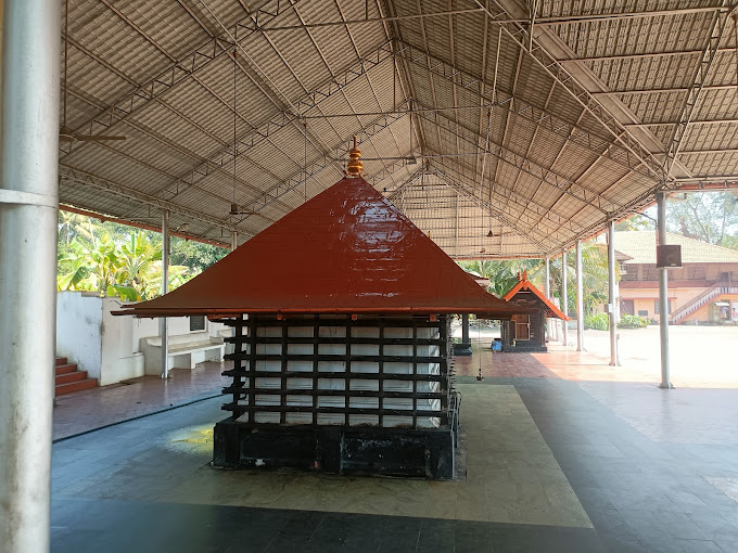 Chettikulangara Sree Bhagavathi Temple Alappuzha Dresscode