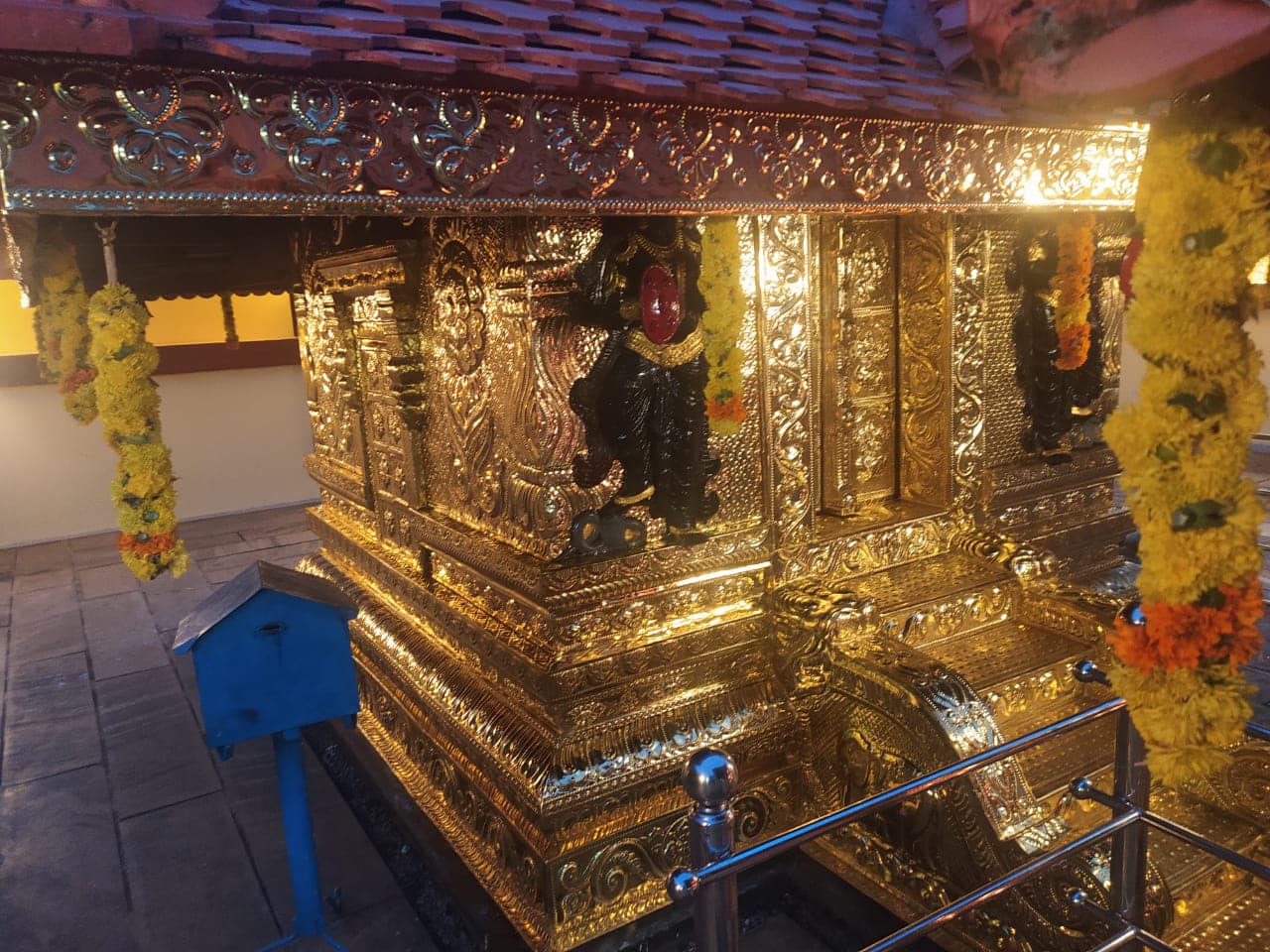 Kaarimukkam Devi Sree Bhagavathi is an Shakthi devi in Hinduism