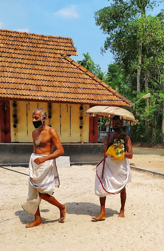 Thrippakkudam Mahadeva Sree Bhagavathi is an Shakthi devi in Hinduism