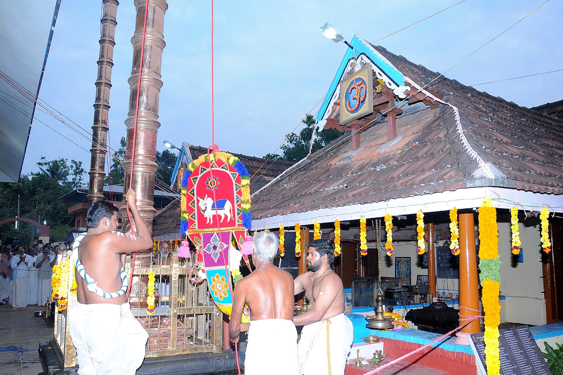 Thalathotta Sree Mahadeva  Alappuzha Dresscode