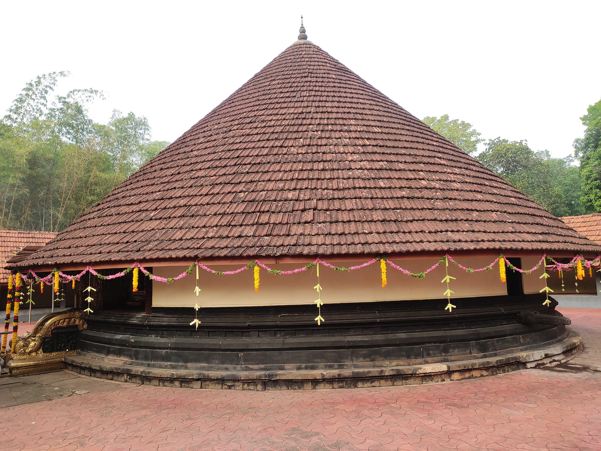 Venmony Mahadeva  is an Shakthi devi in Hinduism