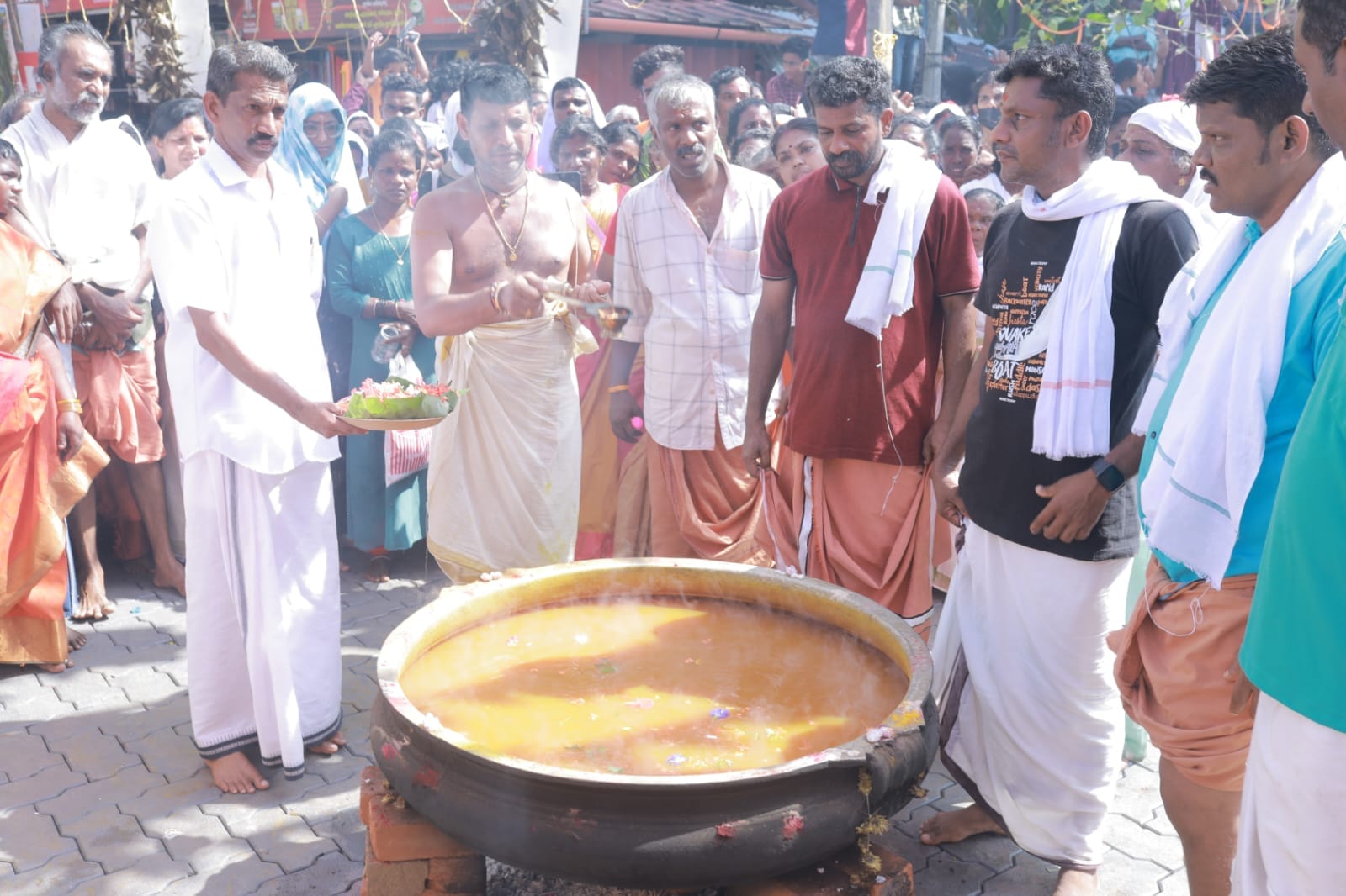 Images of Alappuzha Chakkulathukavu Devi   krishna Temple