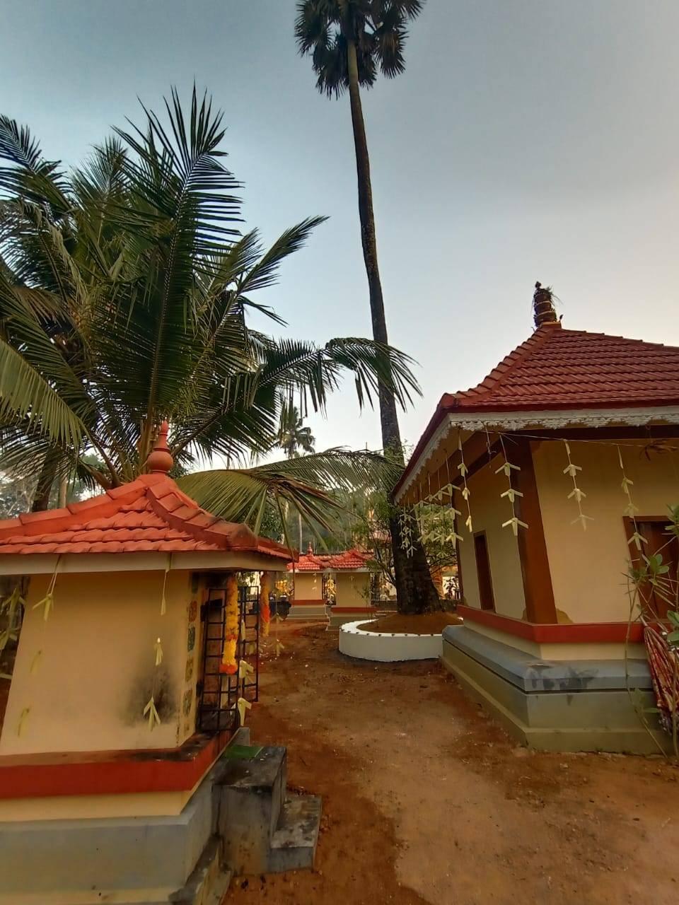 Thripuliyoor Karimban Moorthi  Mahadeva temple Alappuzha Dresscode