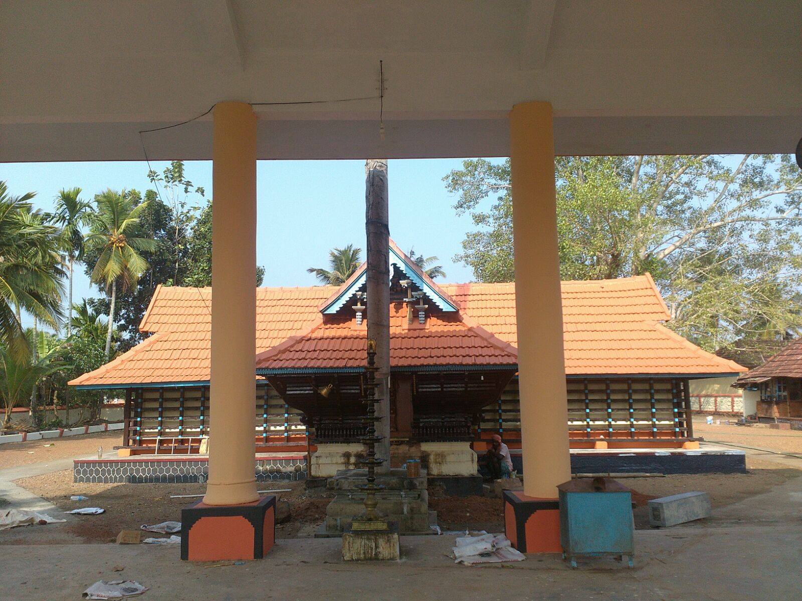 Images of Alappuzha Padippurackal Karthyayani  krishna Temple