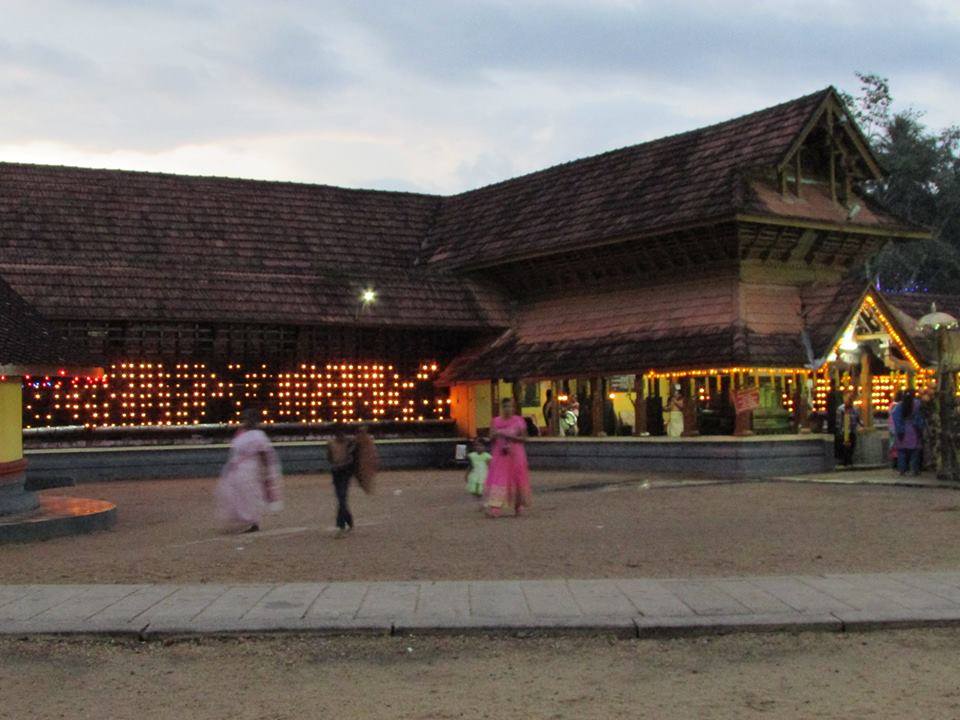 Images of Alappuzha Kandiyoor Sree Mahadeva    krishna Temple