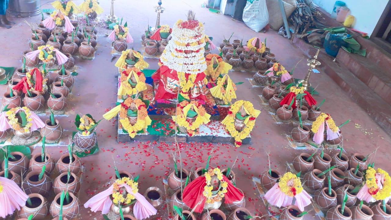  Kalluvechuthara Sree Devi   Mahadeva temple Alappuzha Dresscode