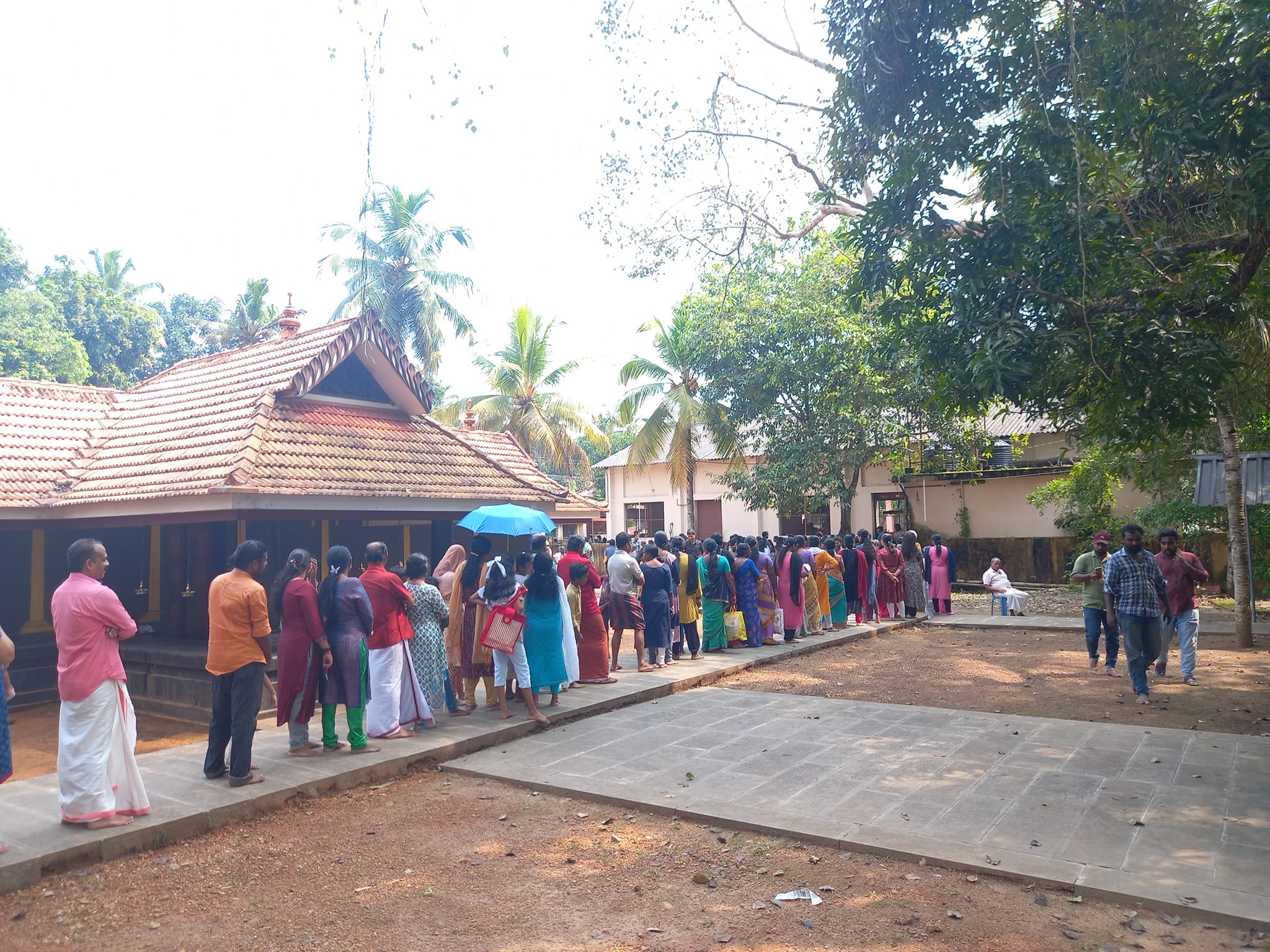 Peringilipuram Sree Bhuvaneshwari    Mahadeva temple Alappuzha Dresscode