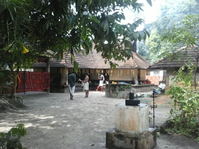 Paayikkaattusseril Devi Temple 