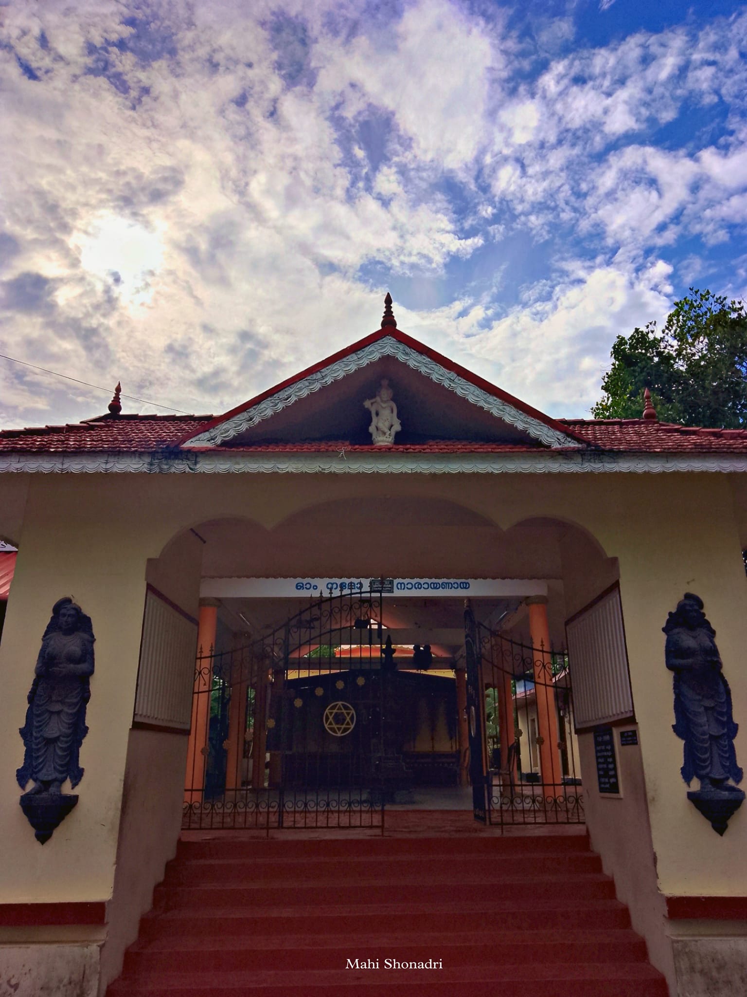 Images of Alappuzha Pandavanpara Sree Krishna Swami Temple