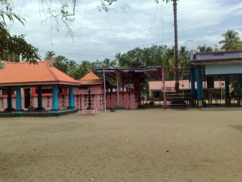 Mangalam Edakkadu Njaneswara   Temple in Kerala