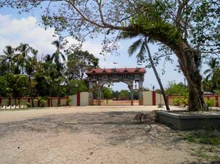 Varanad Devi  temple Alappuzha Dresscode