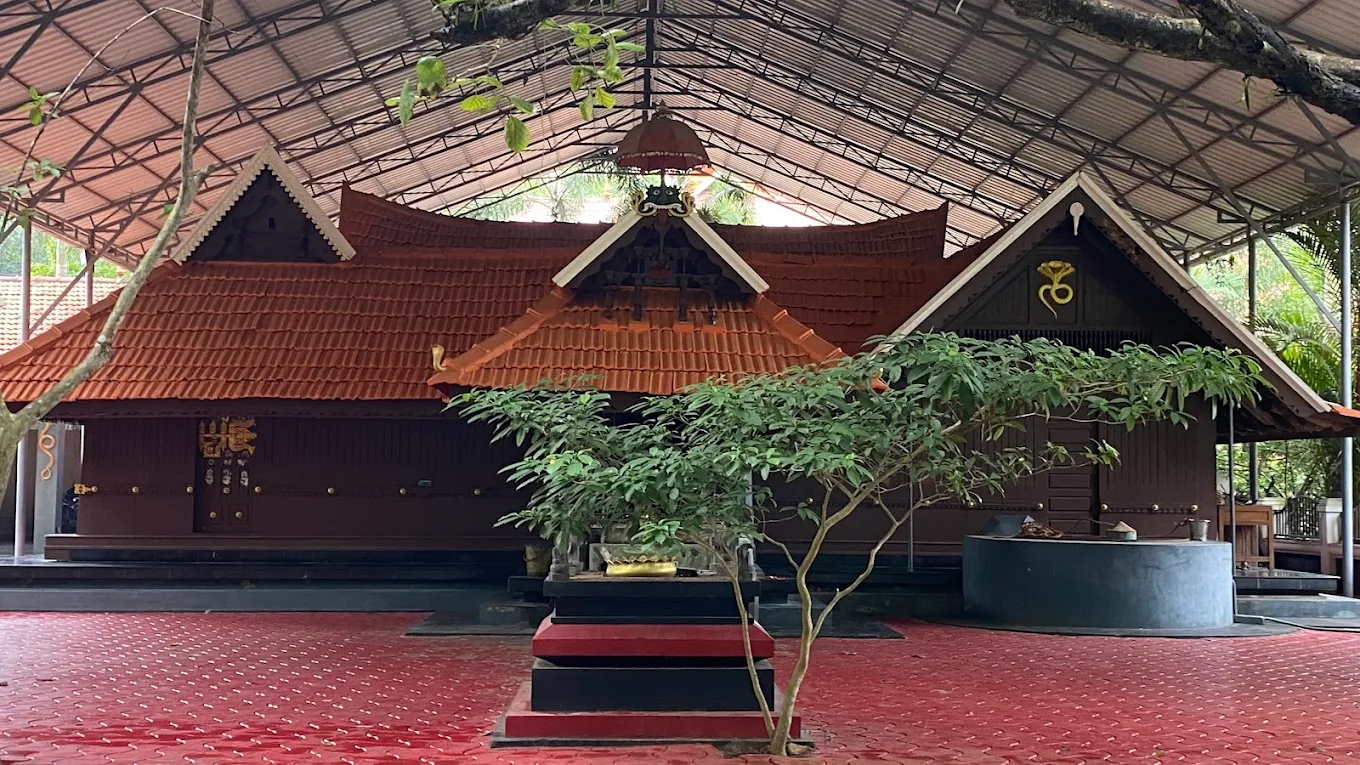 Traditional Kerala architecture at Vetticode Nagaraja Temple