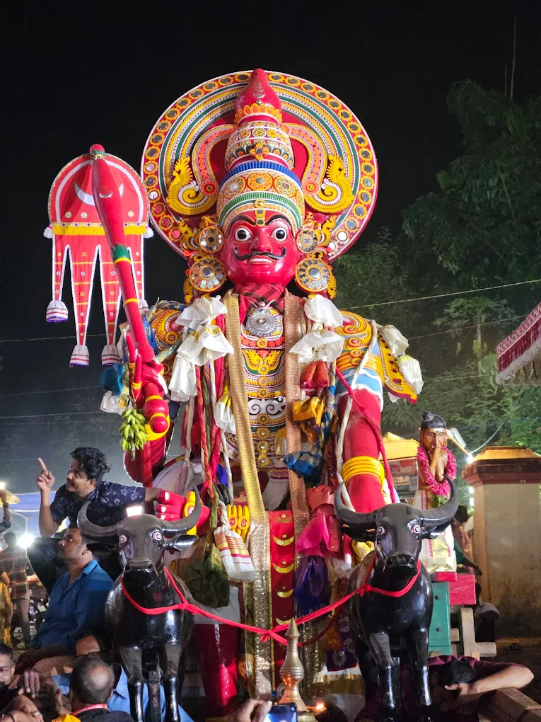 worship rituals at Chettikulangara Bhagavathi Temple