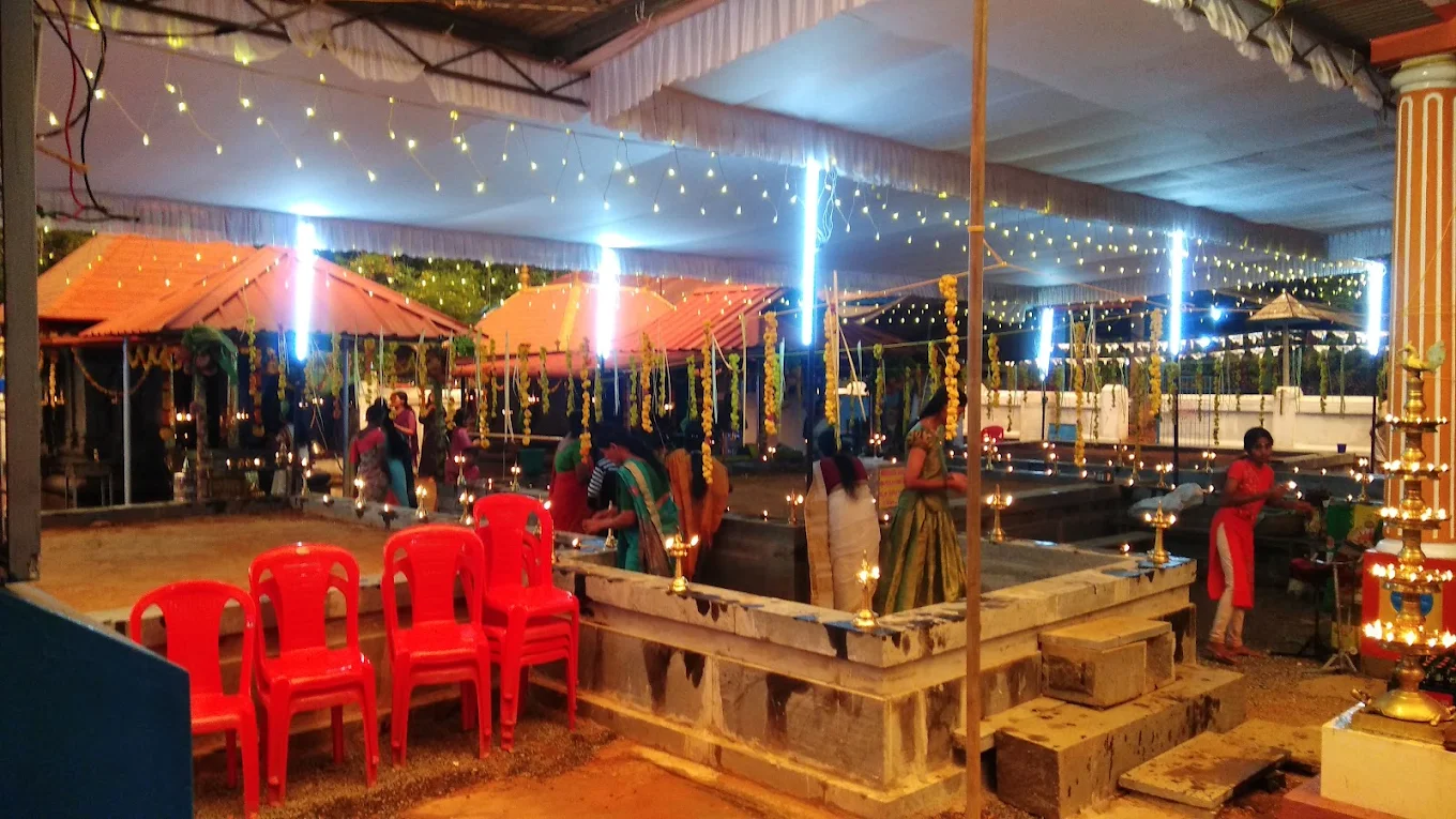 Images of Ernakulam Pallikkal Kavu Bhagavathy Temple 