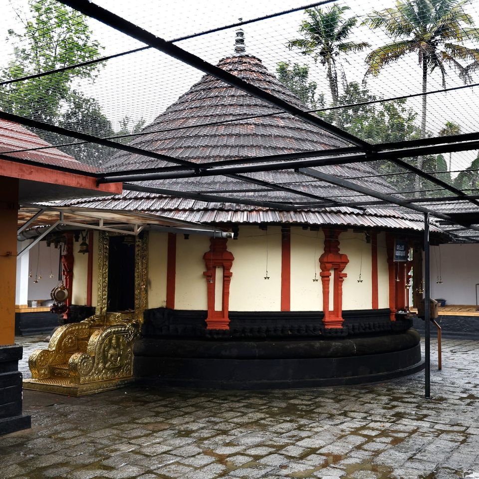 Mudakuzha Thrikkayil Sreekrishnaswami Temple