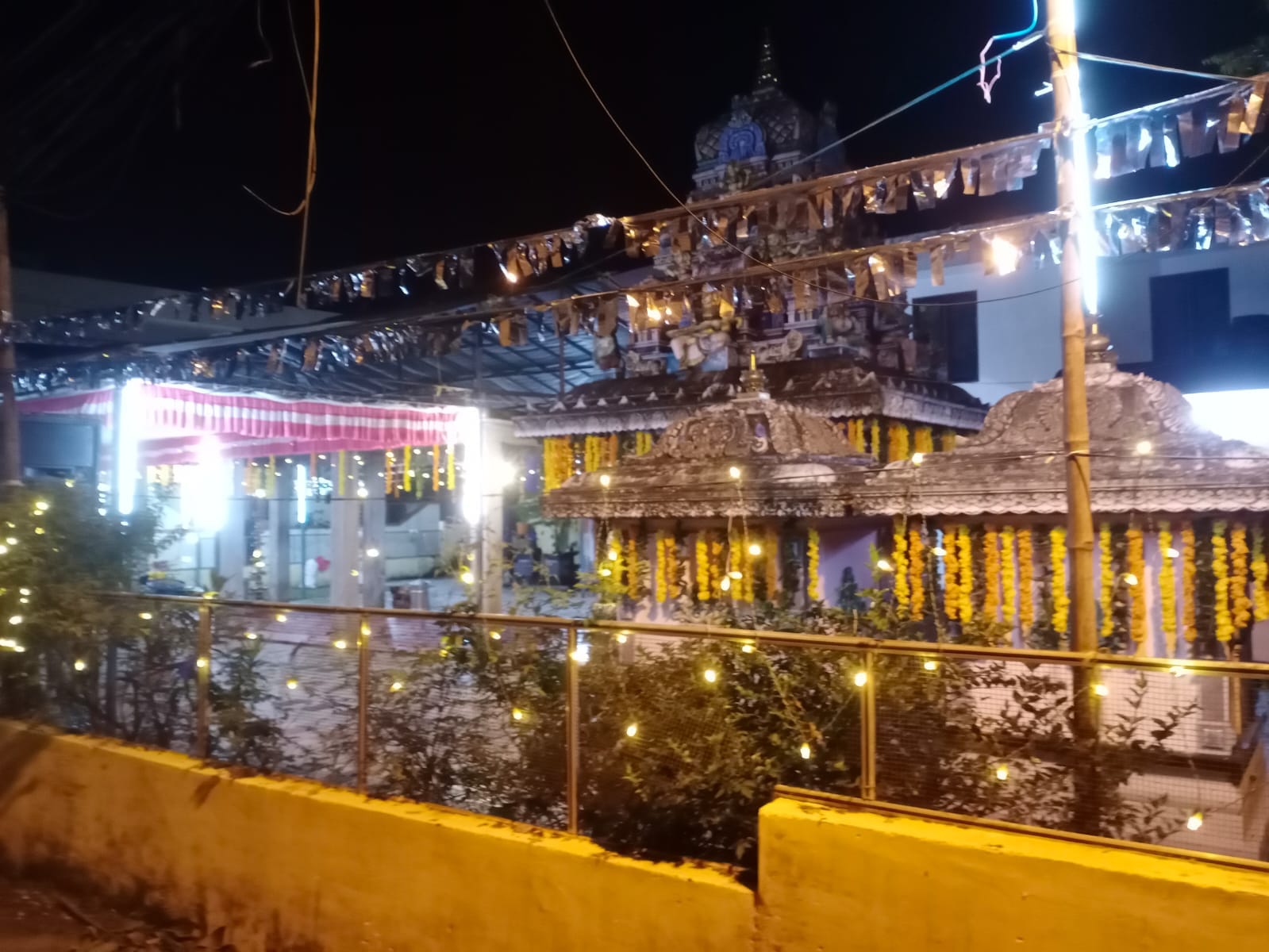 Poonithura  Sree krishna Temple Ernakulam