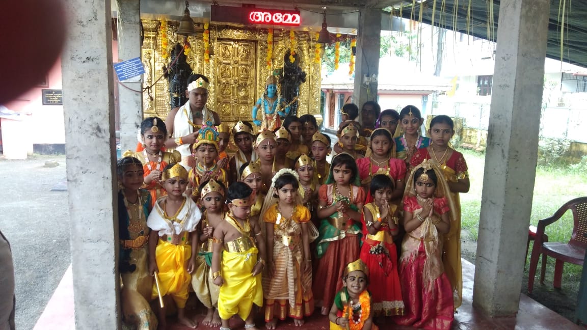 Images of Ernakulam Poonithura Sree Chandana Mariyamman Kovil