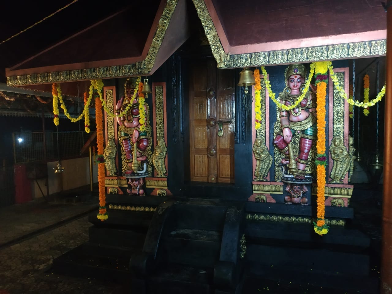 Mudakuzha  Sree krishna Temple Ernakulam