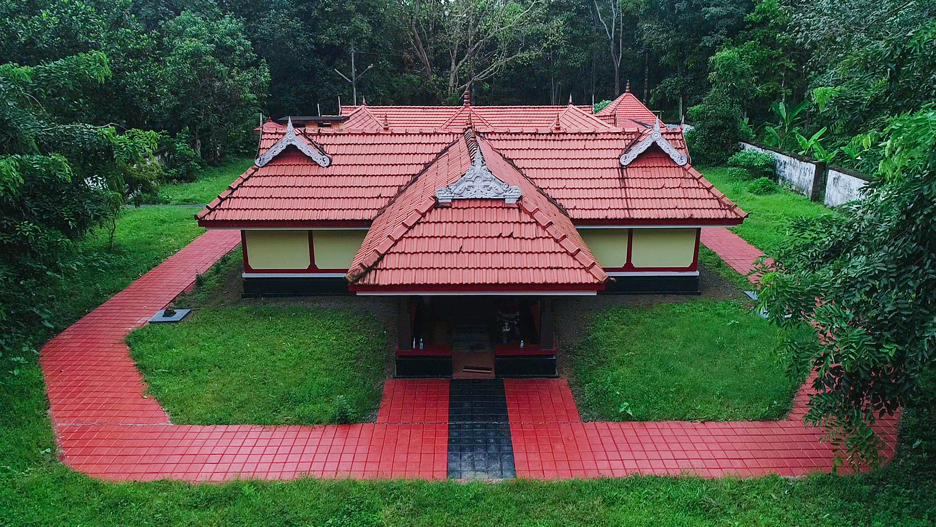 Mudakuzha  Sree krishna Temple Ernakulam