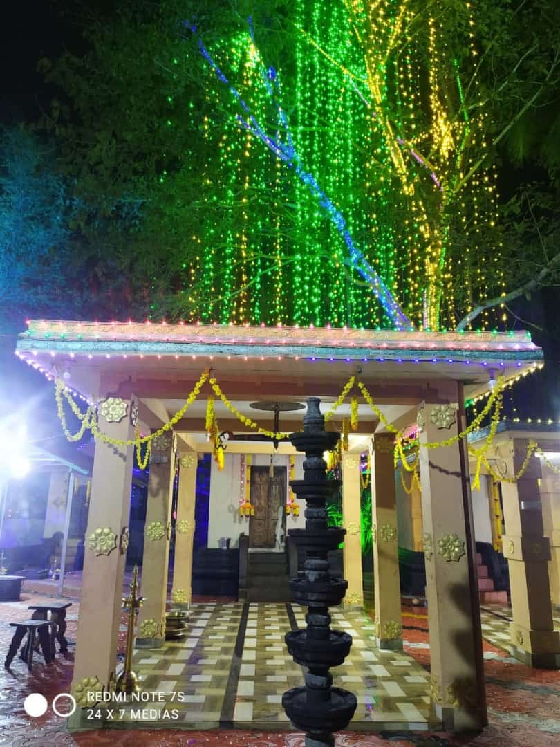 Images of Ernakulam Ambalakulangara Bhagavathy   Temple