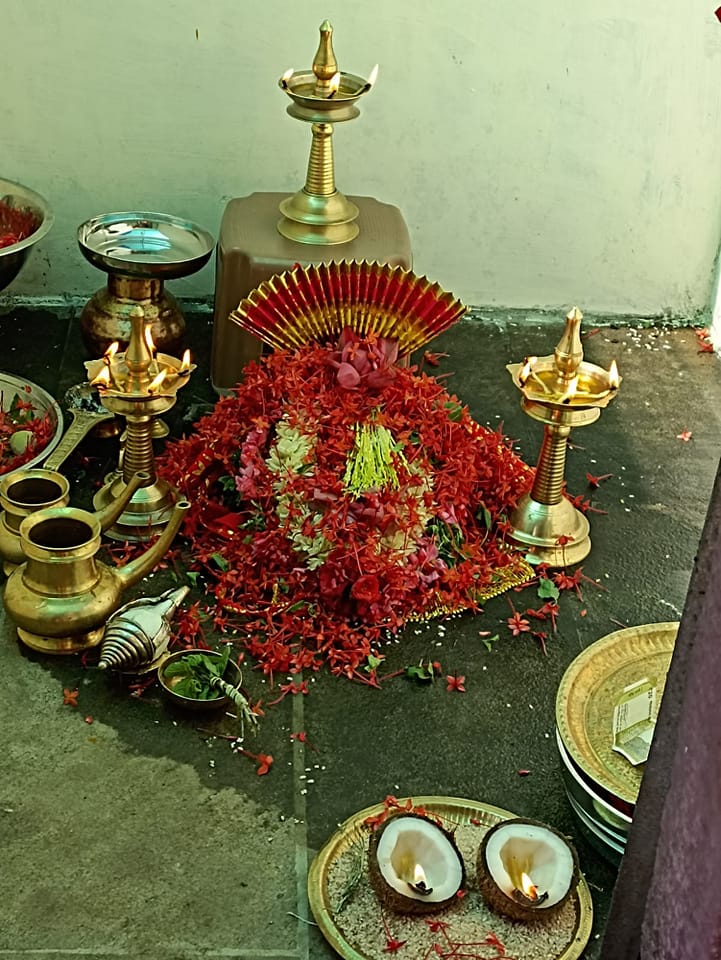  Vazhapillil  Sree devi Temple Ernakulam Dresscode