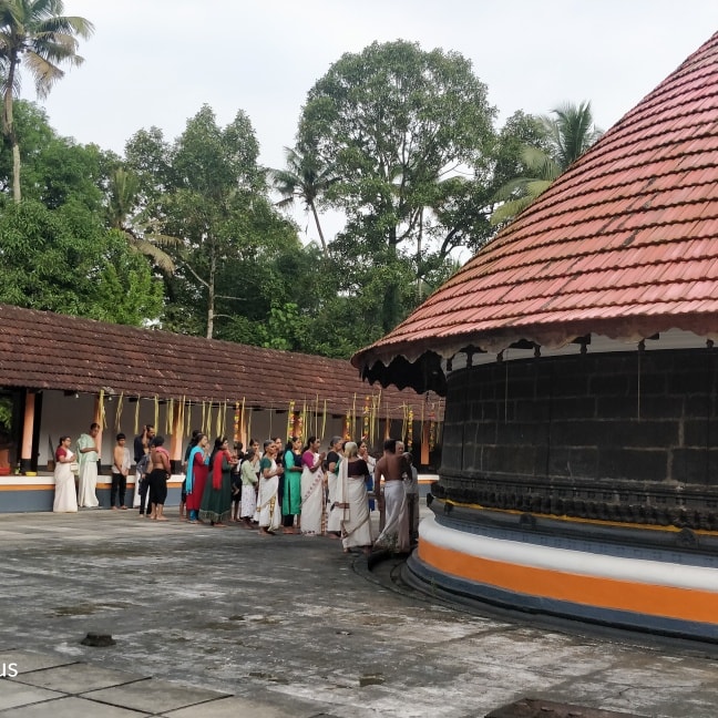 Images of Ernakulam  Cheranalloor Shiva Temple 