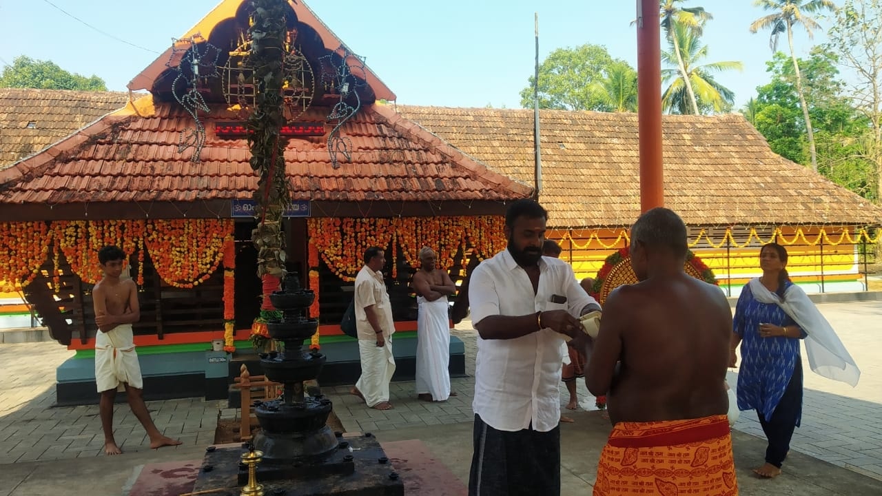 Mudakuzha  Sree krishna Temple Ernakulam