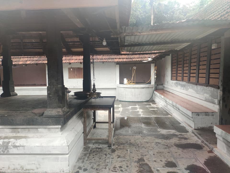 Images of Ernakulam  Karukadom Sree Krishna Swamy Temple 