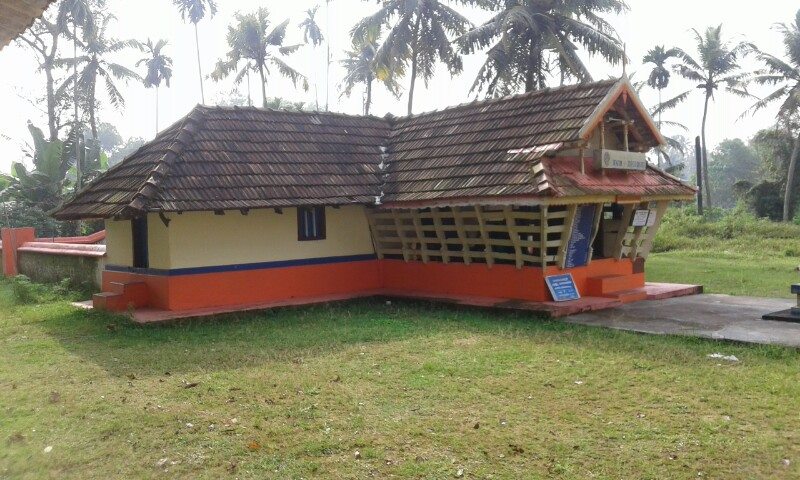 Peringalakkavu mahadeva Temple Ernakulam Dresscode