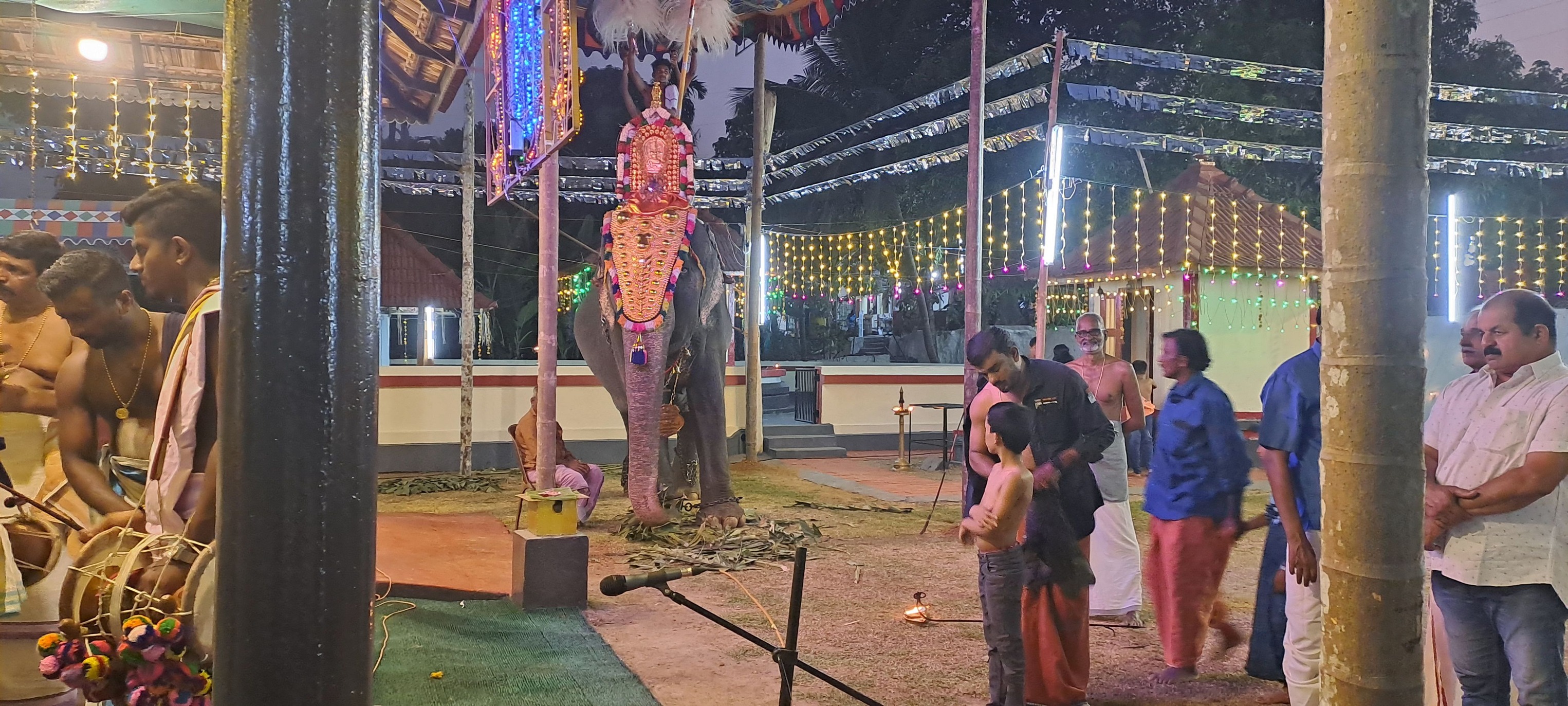 Images of Ernakulam  Kodinjur Bhagavathi  Temple 