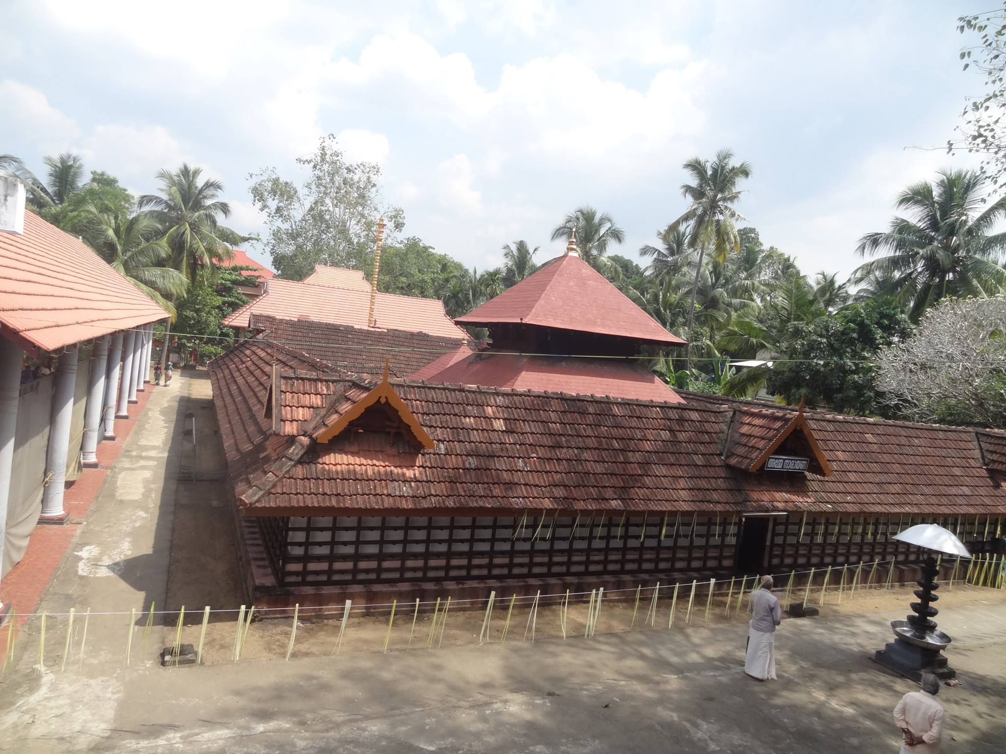 Images of Ernakulam  Perandoor Bhagavathy Temple 