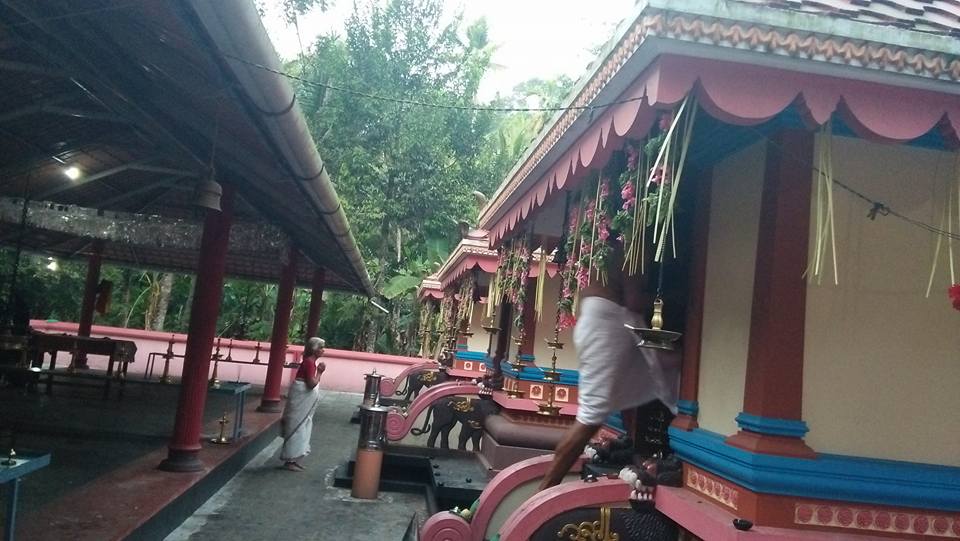 Images of Ernakulam   Ullapillikav Bhagavathi Temple 