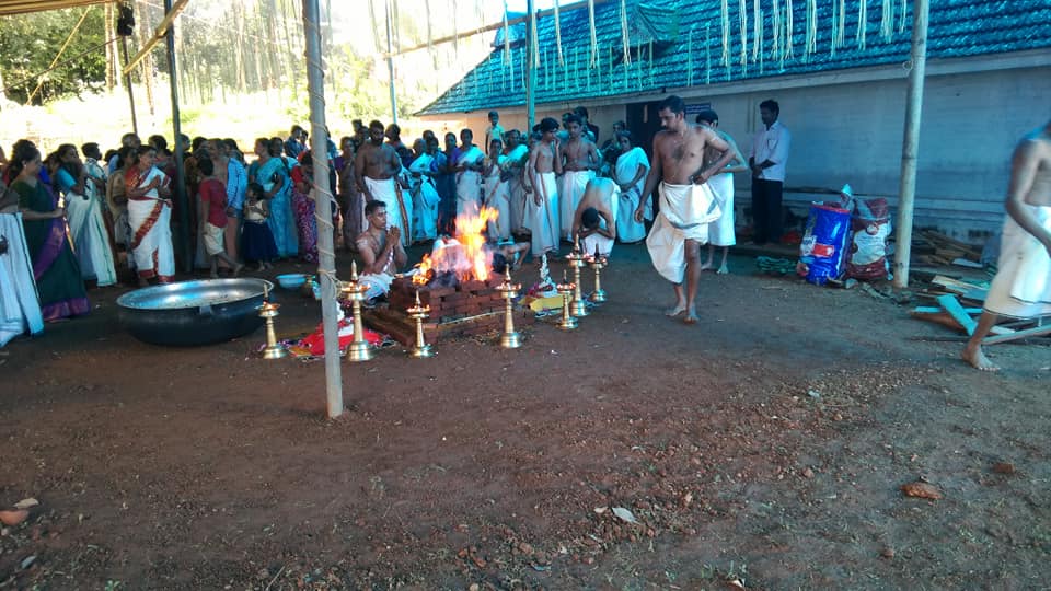 Parappuzhakkavu Bhagavathi Sastha  is an Shakthi god in Hinduism