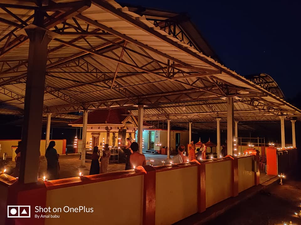 Images of Ernakulam  Perumattom Sree Bhagavathy  Temple 