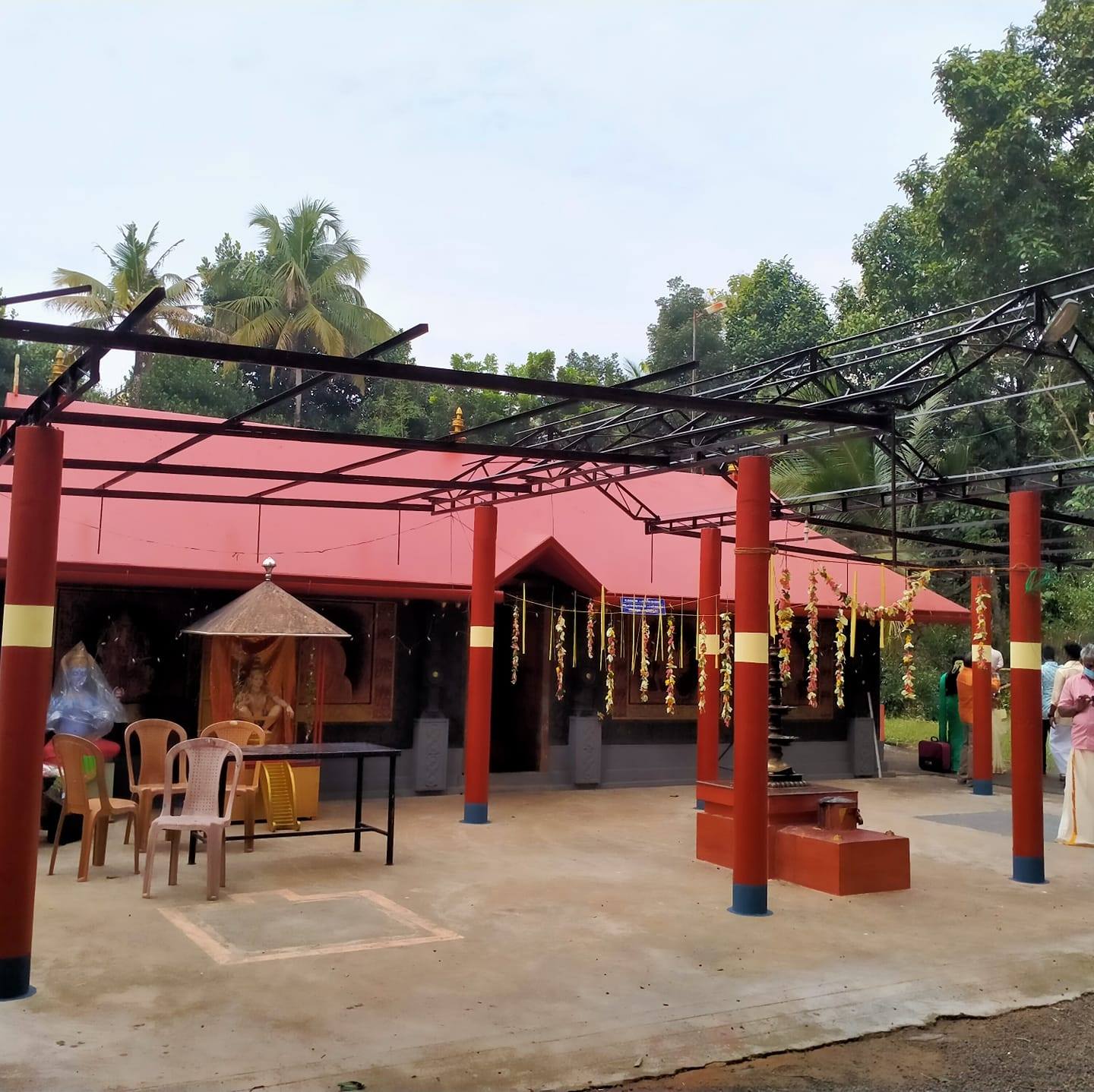 Images of Ernakulam  Eravikulangara  Bhagavathy  Temple 