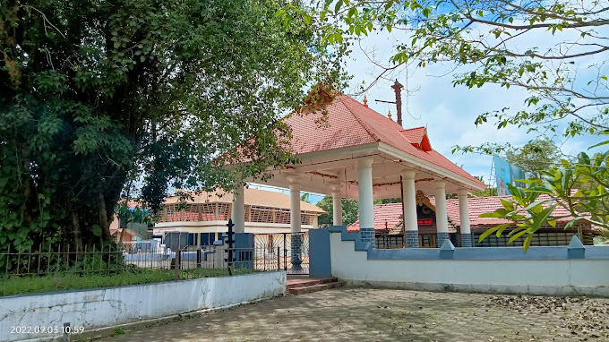 Puthiyakavu Bhagavathi Temple Ernakulam