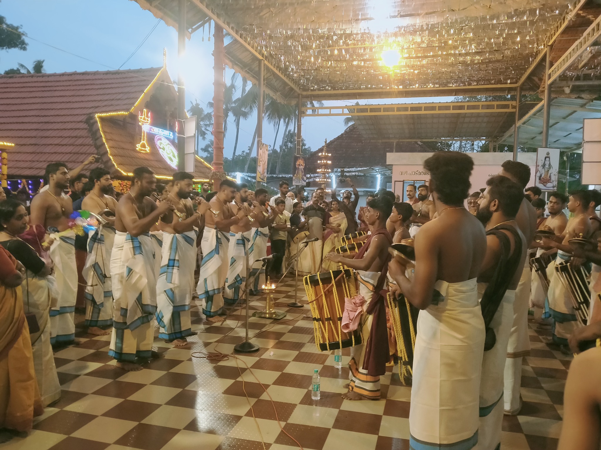  Chemmanadu Temple in Kerala