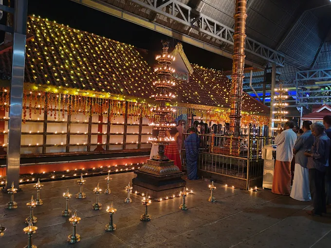 Ernakulam Sree Ayyappankavu Temple facade