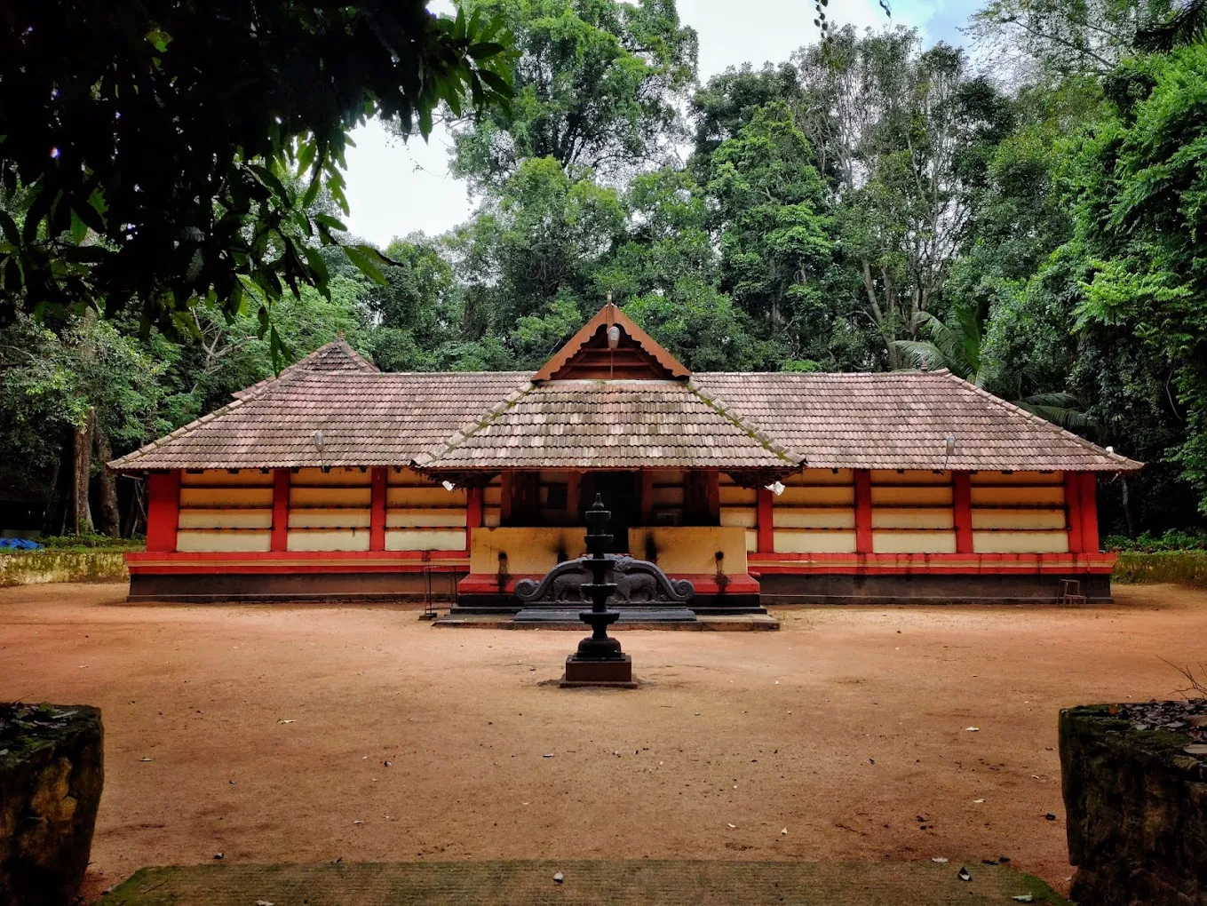 Iringole Bhagavathy Temple with traditional Kerala