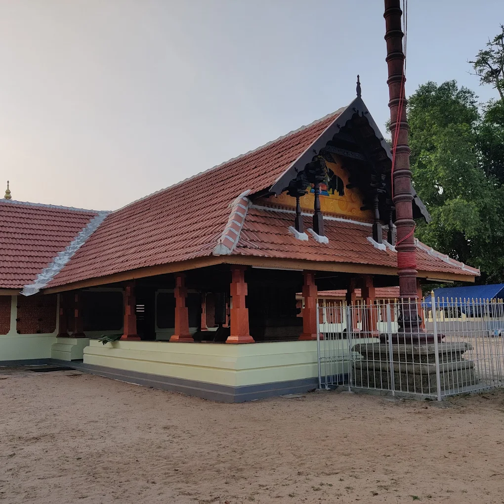 Thirunettoor Mahadeva Temple Vavu Bali ritual and temple devotees