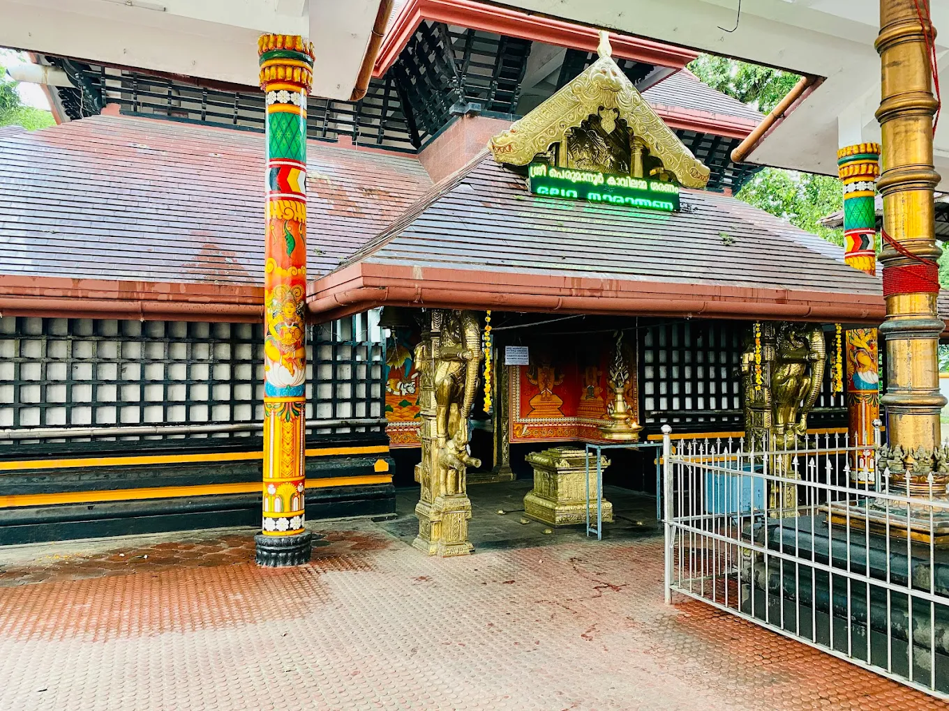 Ancient Sree Devi Kshethram dedicated to Goddess Bhadrakali with Hindu temple heritage