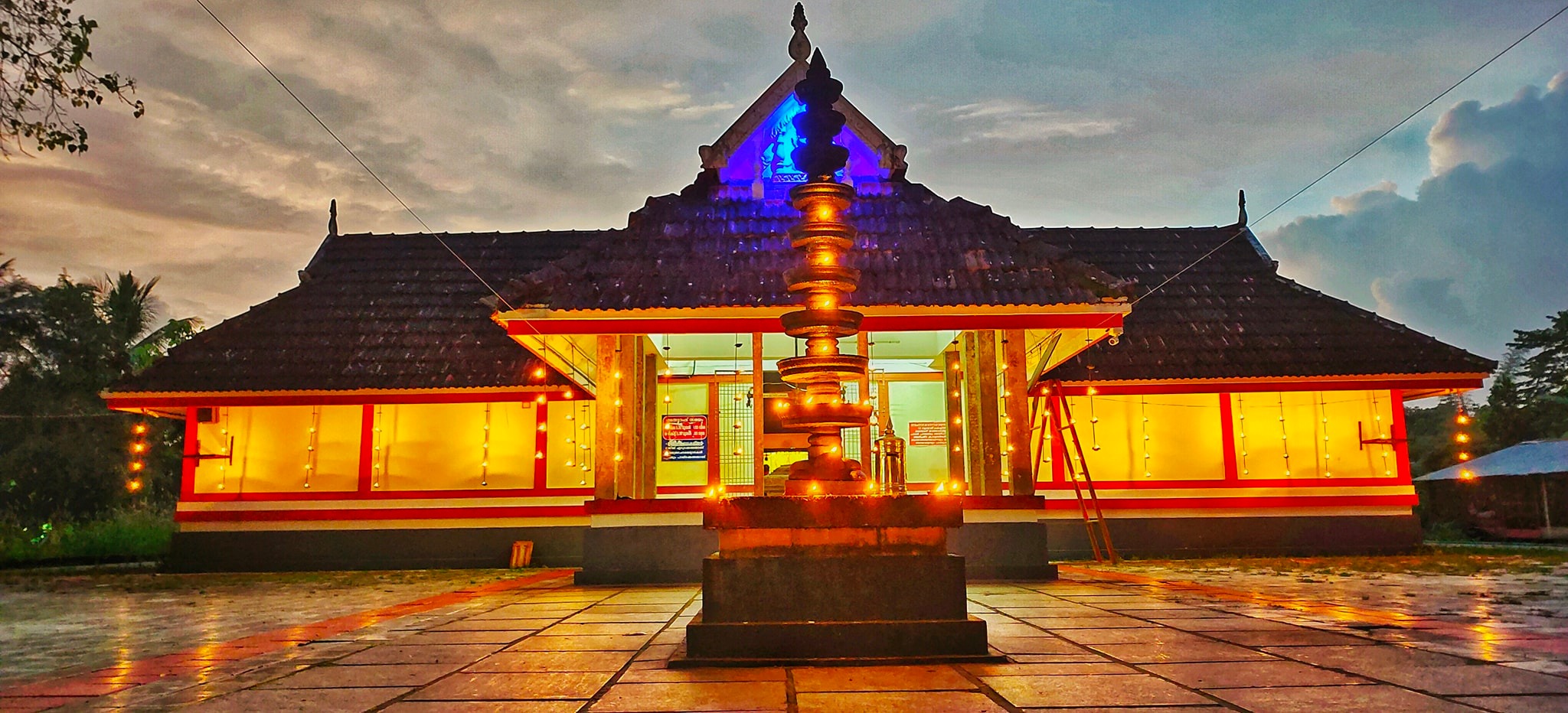 Mangambilly Thevarnada Vishnutemple Ernakulam Dresscode
