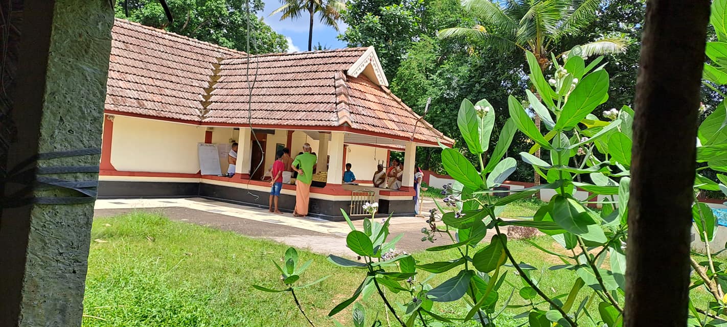 Chirackal Sree Mahadevatemple Ernakulam Dresscode