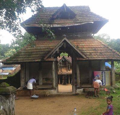 Koothattukulam Mahadeva Temple in Kerala