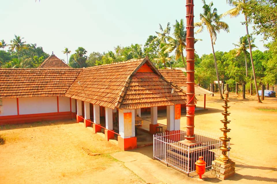 Images of Ernakulam Thirumuppam Mahadeva Temple