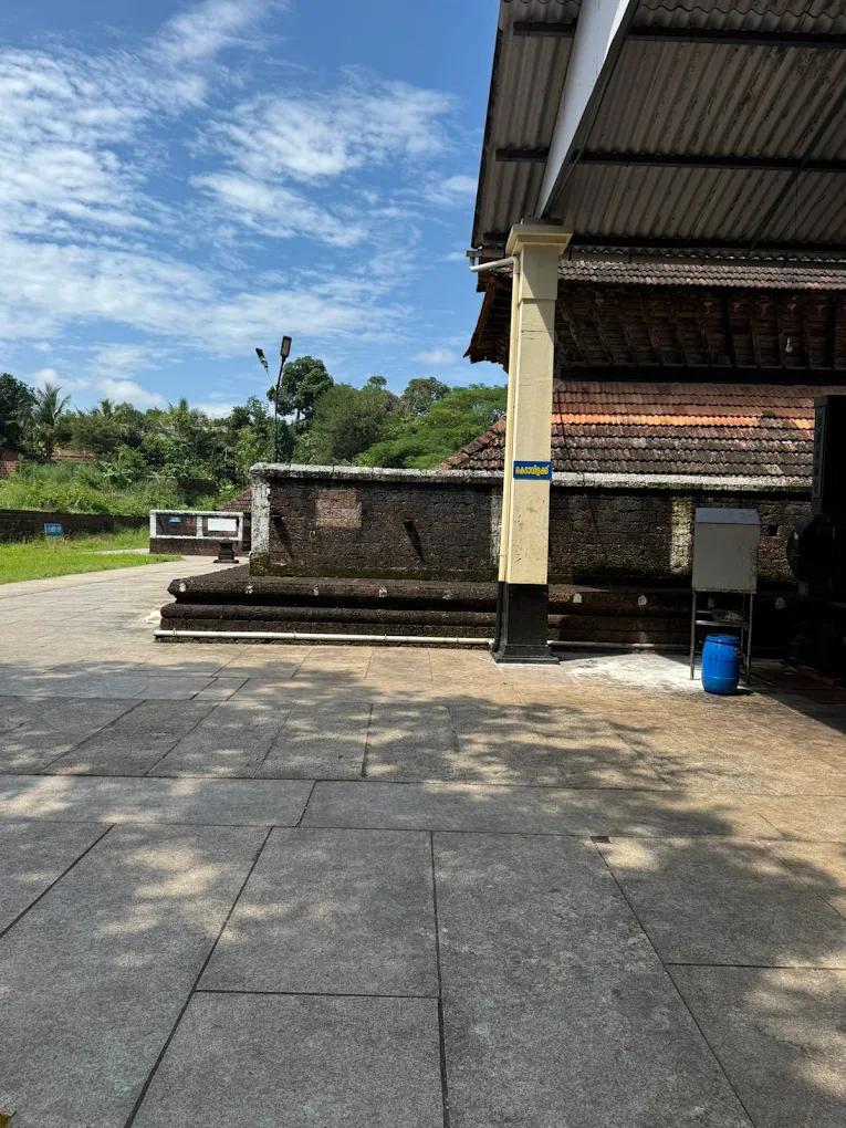 Kanhirangad Sree Vaidyanatha Temple exterior view