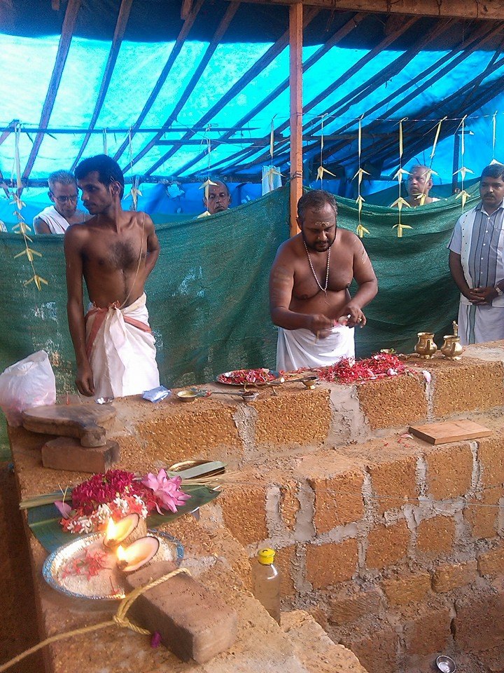 Eswaroth Sree Mahadeva  kannur Dresscode